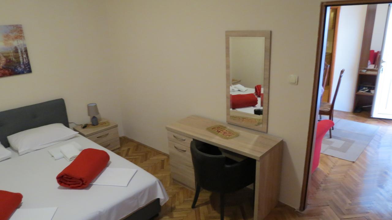Oaza Hotel Petrovac Luaran gambar
